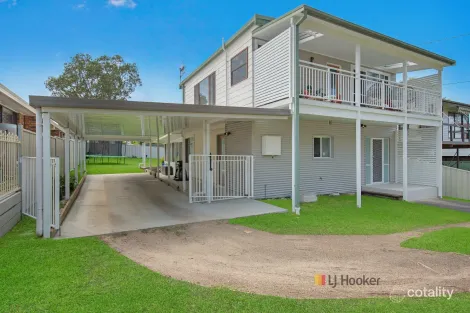 Property photo of 37 Queens Road Lake Munmorah NSW 2259