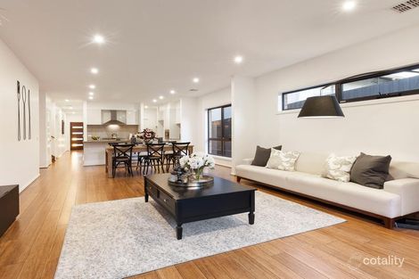Property photo of 42 Amaroo Street Chadstone VIC 3148