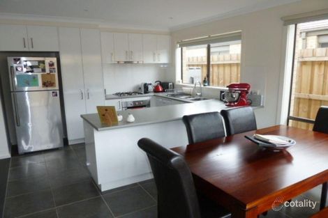 Property photo of 5/15 Warrenwood Place Langwarrin VIC 3910