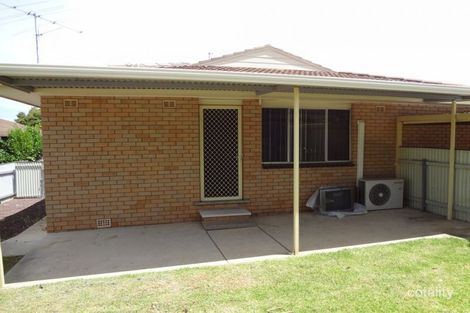 Property photo of 1/21 Fairbairn Crescent Kooringal NSW 2650