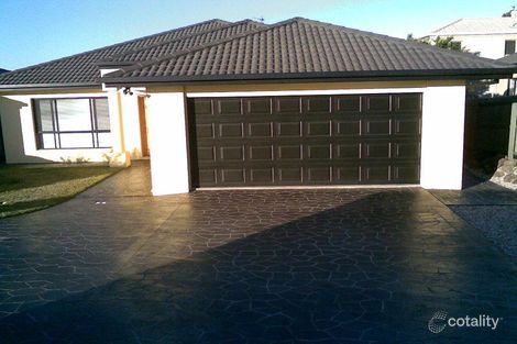Property photo of 12 Felix Court Merrimac QLD 4226
