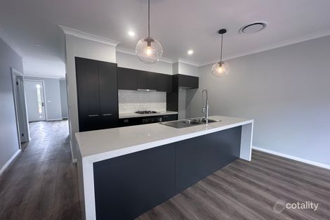 31 Mckendry Dr, Cameron Park, NSW 2285