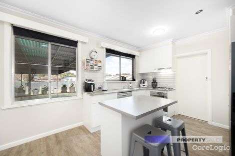 Property photo of 19 Bennett Street Moe VIC 3825