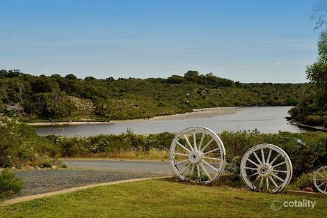 Property photo of 43 Moore River Drive Guilderton WA 6041