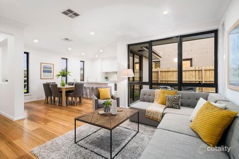 Property photo of 1 Oban Road Ringwood VIC 3134