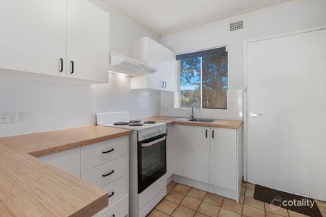 4/3 Burgundy Cres, Spearwood, WA 6163