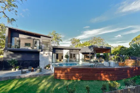 178A ALISON RD, CARRARA, QLD 4211