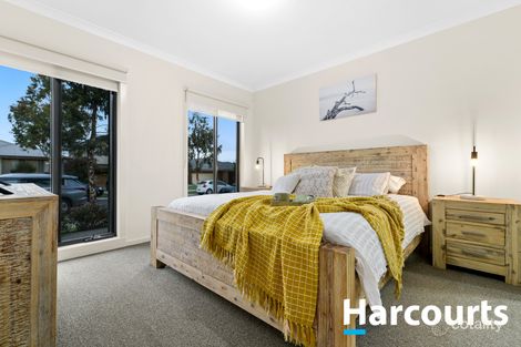 Property photo of 20 Blacksmith Way Clyde North VIC 3978
