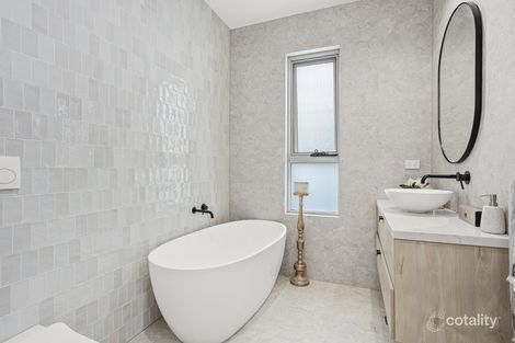 Property photo of 54A Little Lake Crescent Warilla NSW 2528