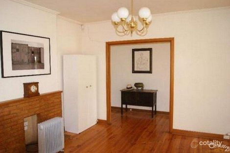 Property photo of 33 Markwick Crescent Campbelltown SA 5074