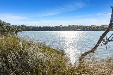 Property photo of 4/18 Riverina Parade Lake Coogee WA 6166