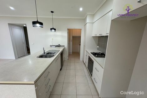 Property photo of 28 Yuruga Boulevard Point Cook VIC 3030