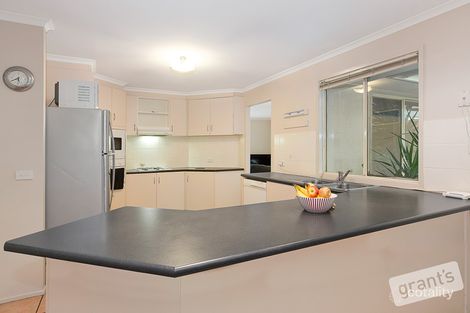 Property photo of 4 Allunga Parade Berwick VIC 3806