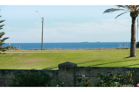 Property photo of 2 Vlamingh Parade Mosman Park WA 6012