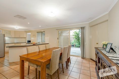 Property photo of 4 Allunga Parade Berwick VIC 3806