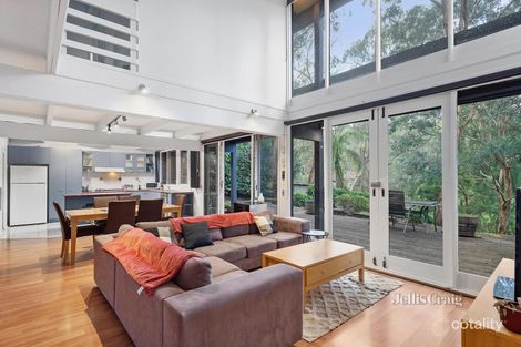 Property photo of 70 Karingal Drive Eltham North VIC 3095