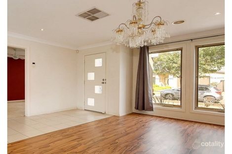 Property photo of 30 Fernhurst Avenue Derrimut VIC 3026