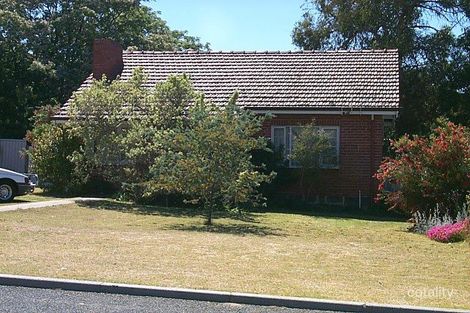 4 Beaconsfield St, St James, WA 6102