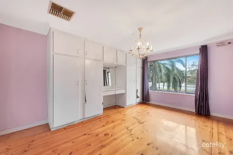 Property photo of 25 Alabar Crescent Globe Derby Park SA 5110