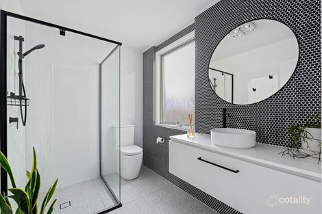 Property photo of 71 Oakridge Road Aberfoyle Park SA 5159