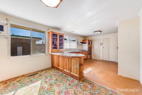 Property photo of 19 Dummett Avenue Hoppers Crossing VIC 3029