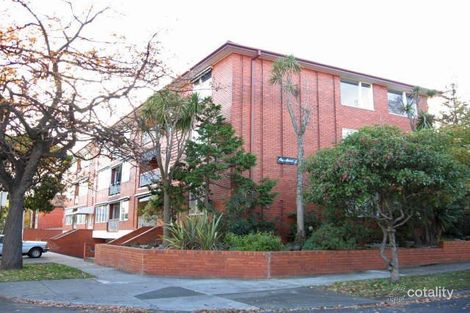 2/1 Munro St, Armadale, VIC 3143