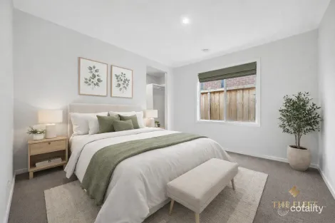 Property photo of 35 Bless Drive Tarneit VIC 3029