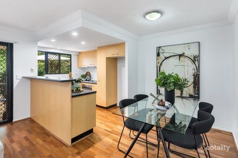 9/182 Carmody Rd, St Lucia, QLD 4067