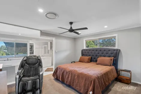 Property photo of 7 Boronia Court Collingwood Park QLD 4301