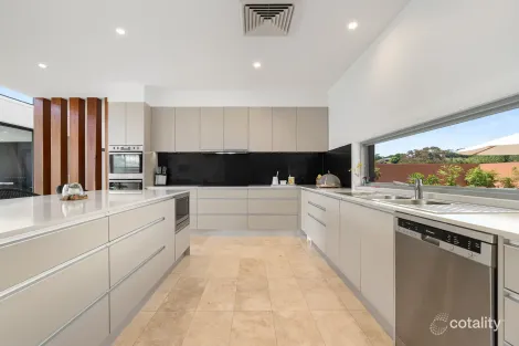 Property photo of 9 Dean Drive Orange NSW 2800