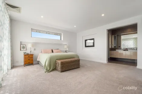 Property photo of 9 Dean Drive Orange NSW 2800