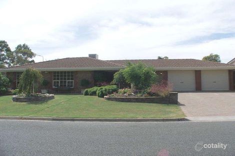 15 Gifford Ave, St Agnes, SA 5097