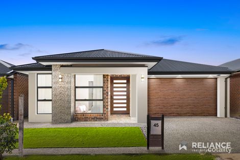 45 Ravenscraig Dr, Strathtulloh, VIC 3338