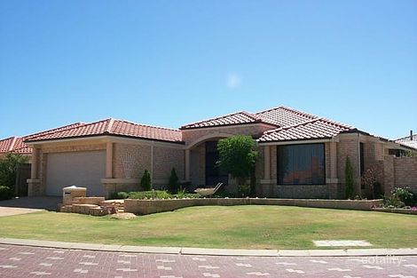 26 Whitecliffe Sq, Iluka, WA 6028