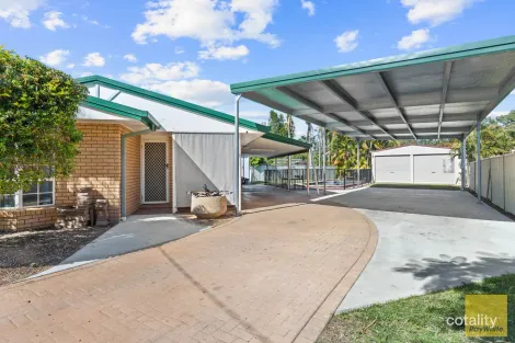 2 Reo Pl, Emerald, QLD 4720