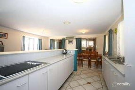 Property photo of 25 Leopard Tree Crescent Sinnamon Park QLD 4073