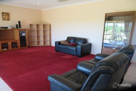 Property photo of 5 Emu Court Moama NSW 2731