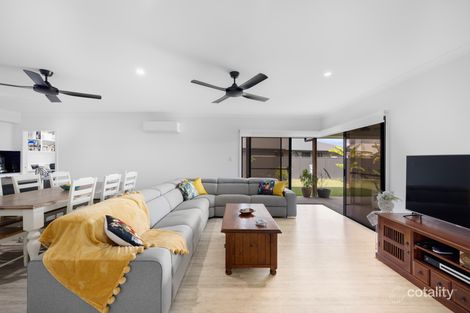 Property photo of 7 Hampton Court Southside QLD 4570