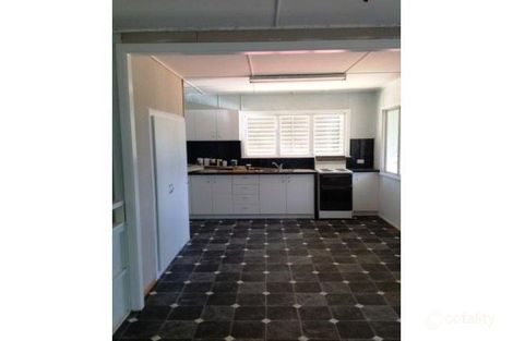 Property photo of 17 Blackbutt Street Blackbutt QLD 4314