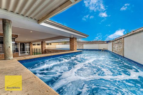 Property photo of 20 Alvarez Parkway Tapping WA 6065
