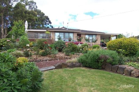 24 Hutchinson St, Creswick, VIC 3363