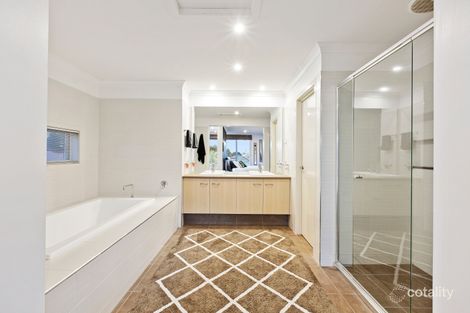 Property photo of 18 Clendon Court Carrum Downs VIC 3201