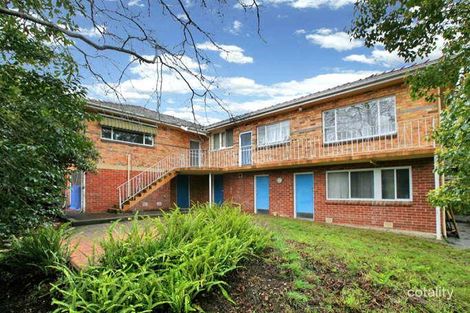 Property photo of 37 White Avenue Kew East VIC 3102