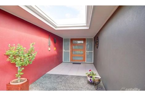 Property photo of 76 Wedgetail Circuit Narangba QLD 4504