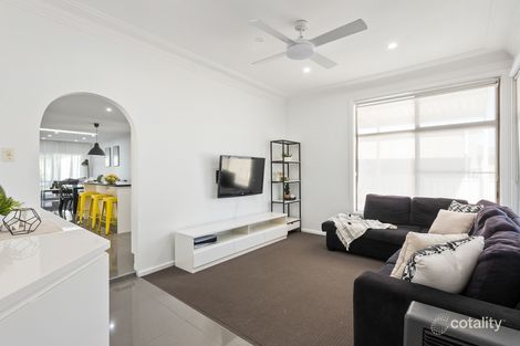 Property photo of 35 Veronica Street Warilla NSW 2528