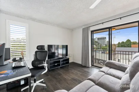 Property photo of 13/1 Mangerton Road Wollongong NSW 2500