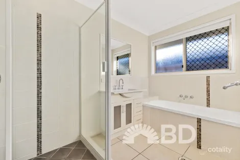 Property photo of 22 Yellow Robin Court Narangba QLD 4504