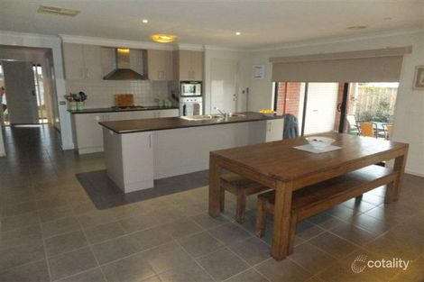Property photo of 6 Curtin Place Shepparton VIC 3630