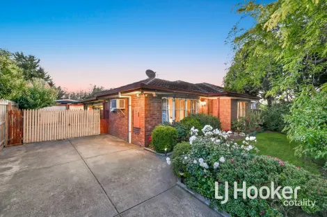 5 Nicholas Ct, Pakenham, VIC 3810