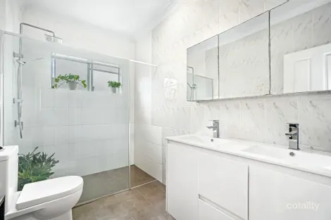 Property photo of 135B Chiswick Road Greenacre NSW 2190